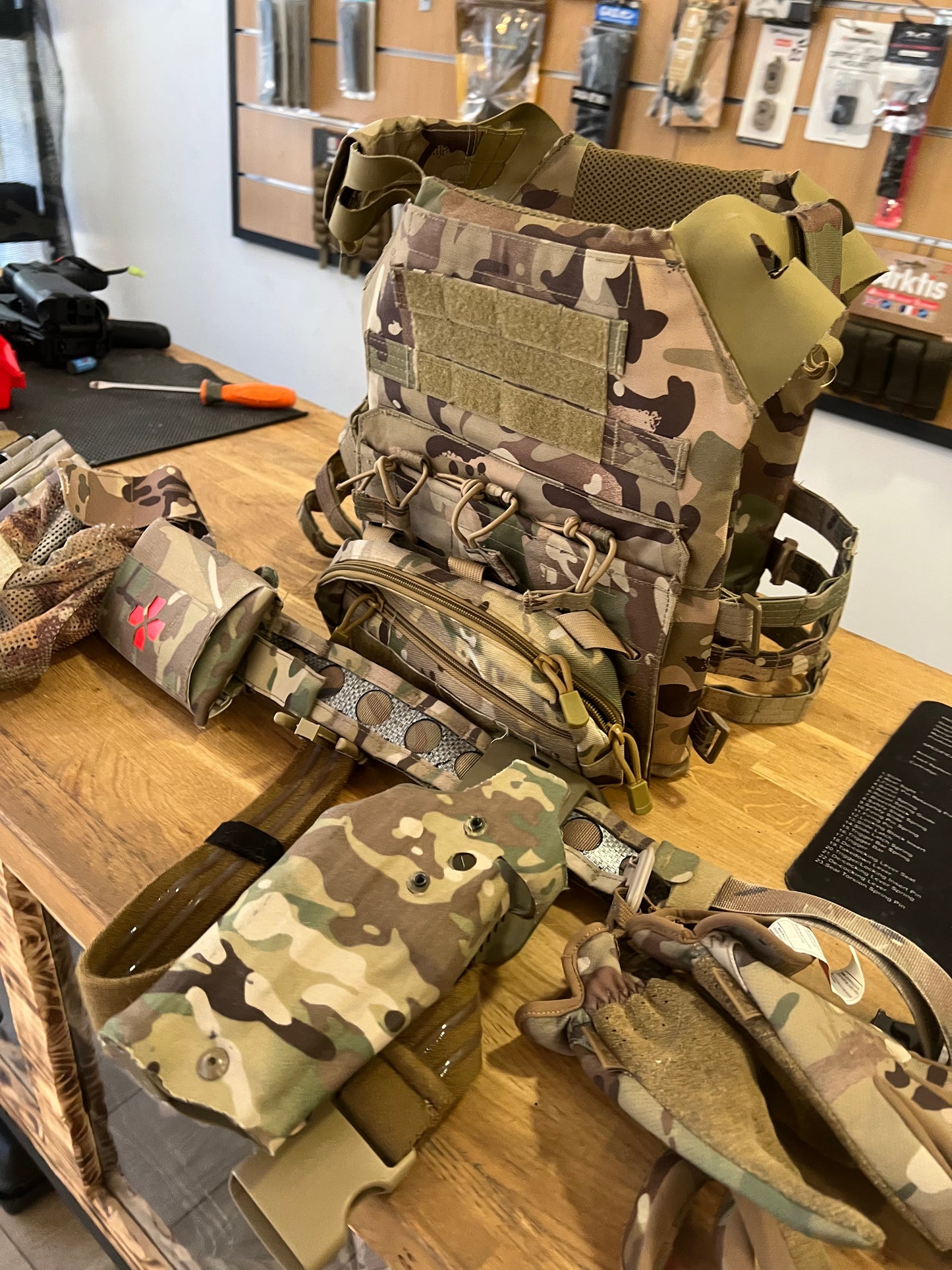 PACK MULTICAM GILET CEINTURON COMPLET